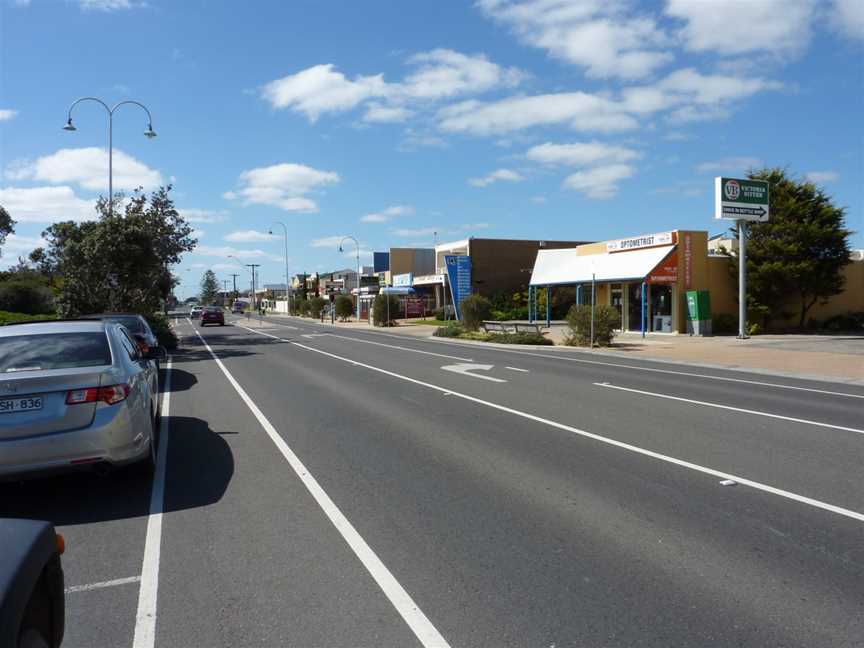 Dromana Nepean Highway 2010.JPG