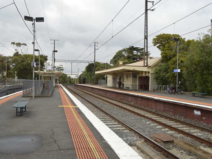 Mont Albert Railway Station.