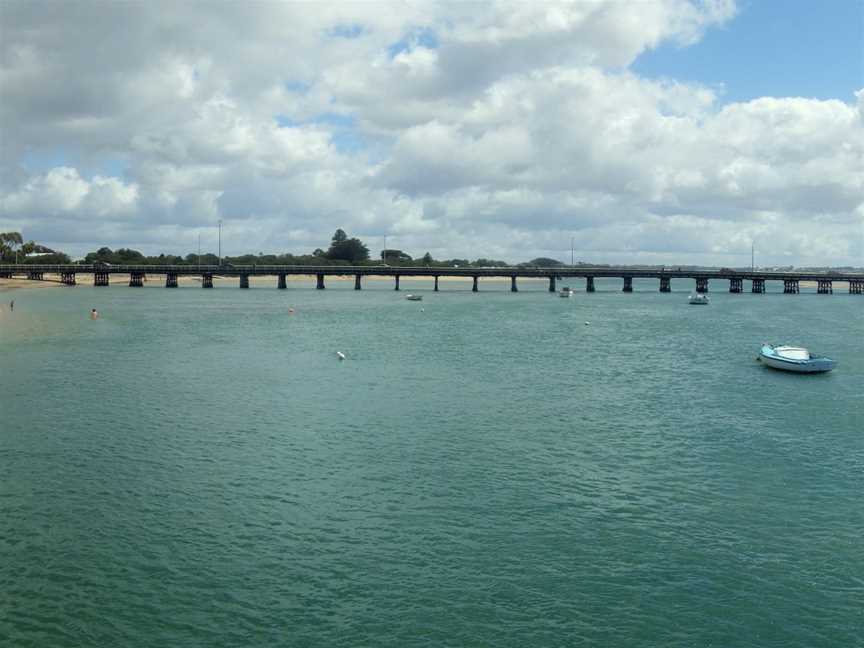 Barwon Heads bridge Stevage.jpg