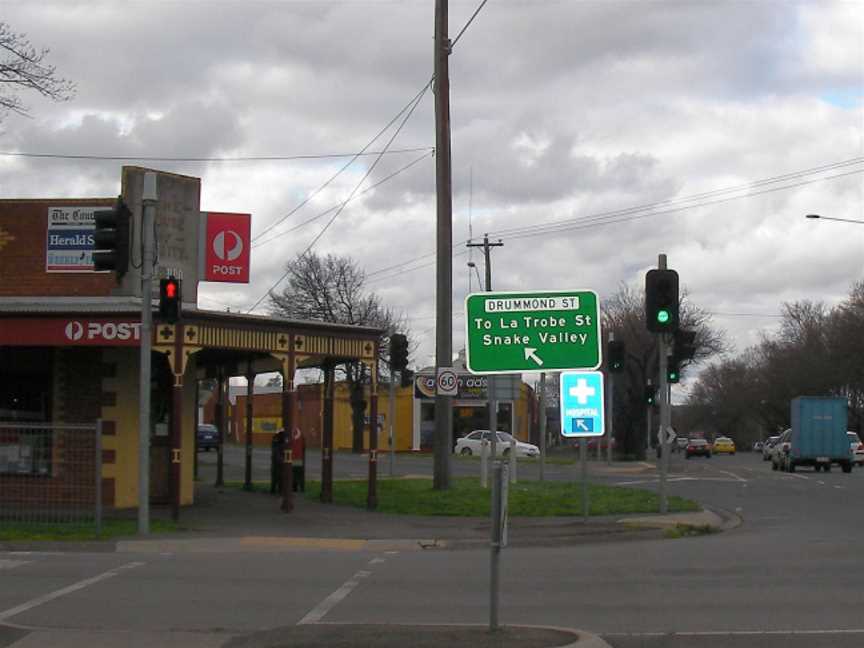 Redan post office and shops victoria.jpg