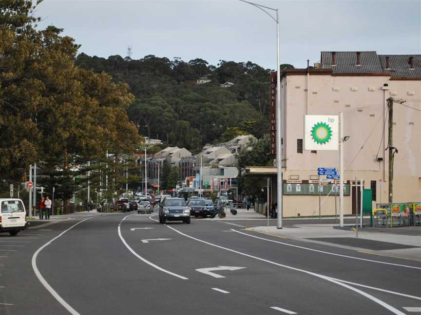 Lorne Main Street