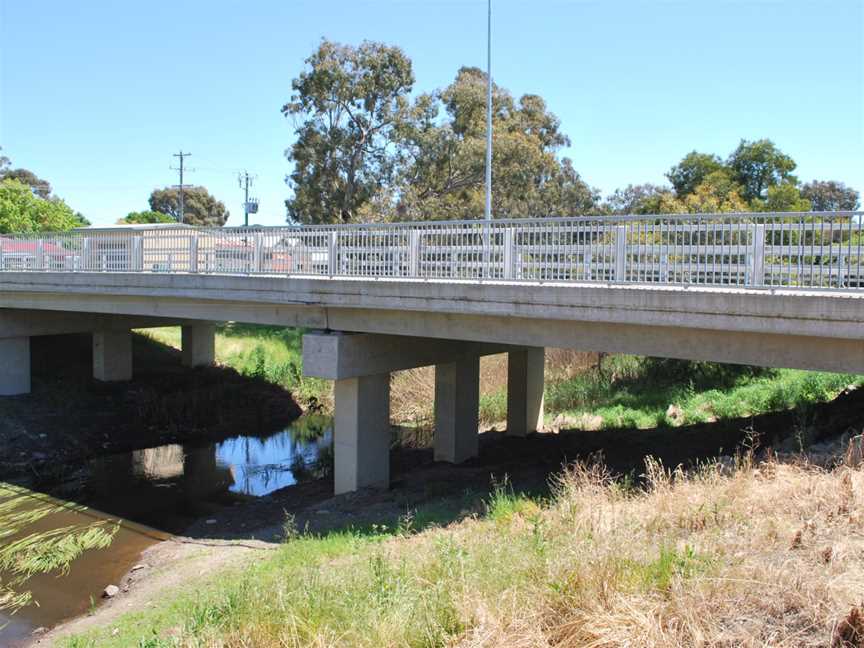 Skipton Mount Emu Creek.JPG