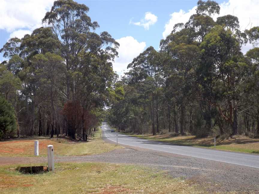 New England Highway Cabarlah.jpg