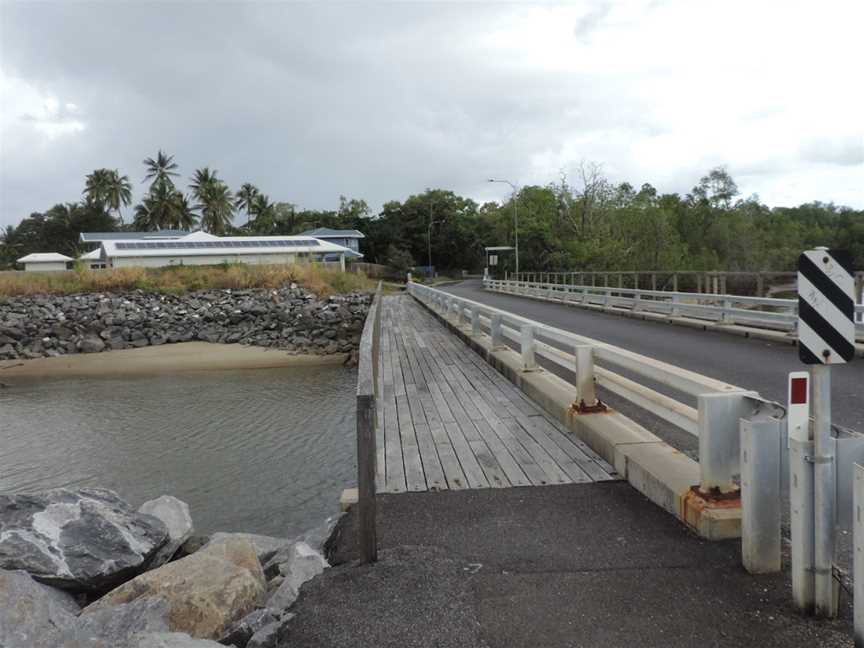 Gundy Anton Bridgeover Redden Creekto Redden Island CMachans Beach C2018