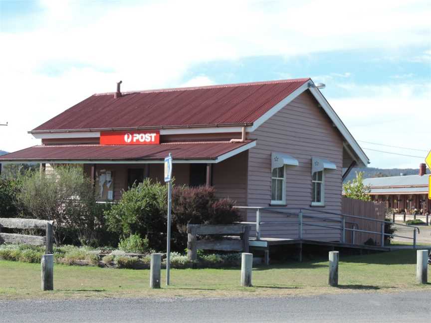 Wallangarra Post Office C2015