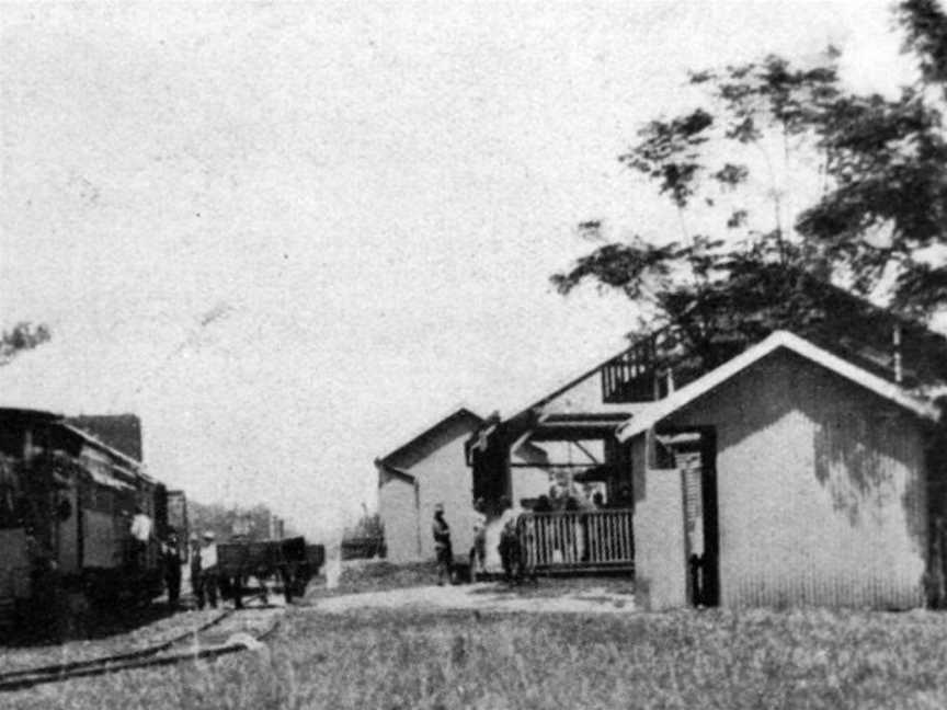 State Lib Qld2201055 Hughendenmailtrainarrivesat Pentland Railway Station C1929