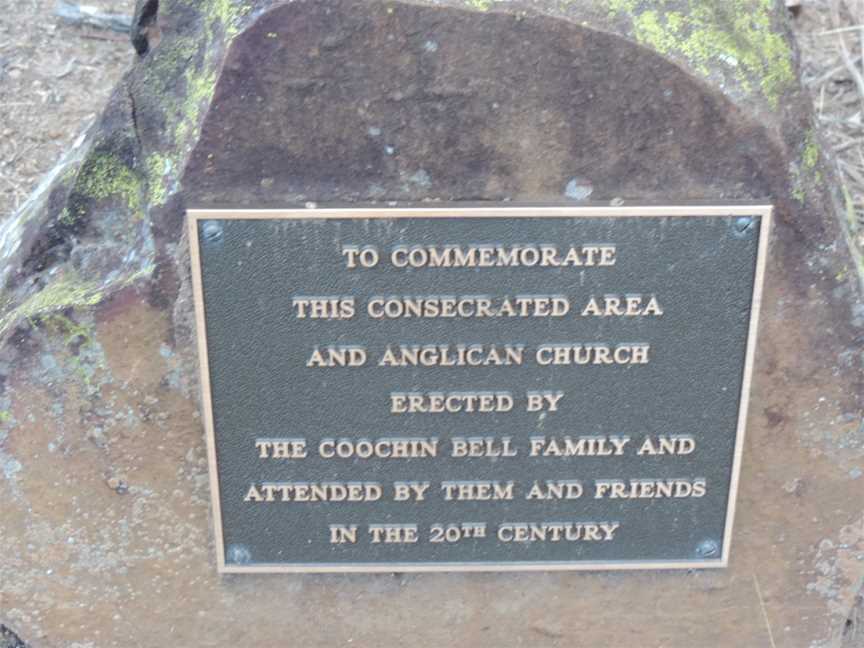 Plaquecommemorating St Peter's Anglicanchurchandcemetery CMount Alford C2017