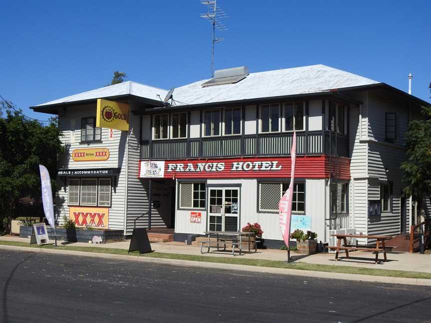 AU-Qld-Thallon-Francis Hotel-2021.jpg