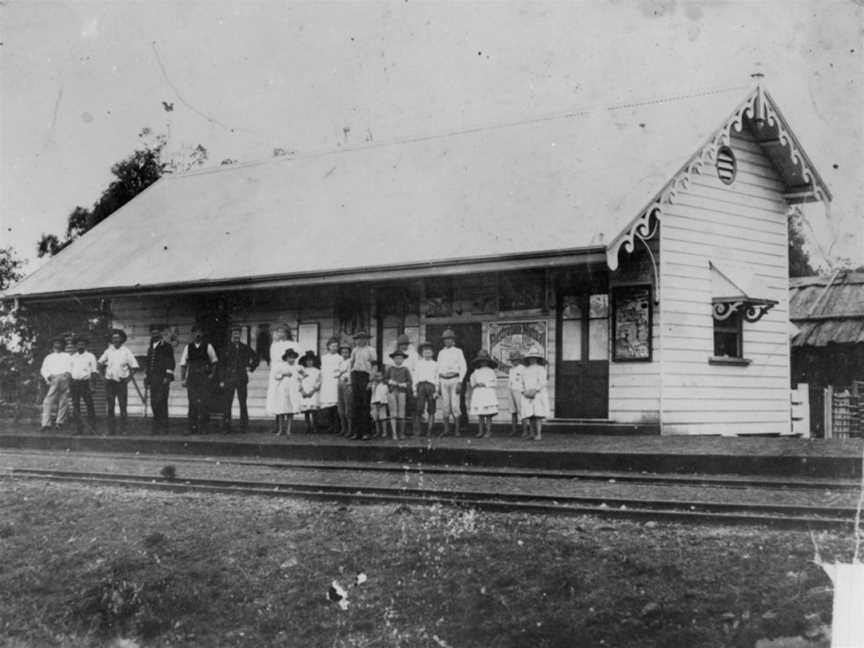 StateLibQld 1 270213 Laura Railway Station, Queensland, 1896.jpg