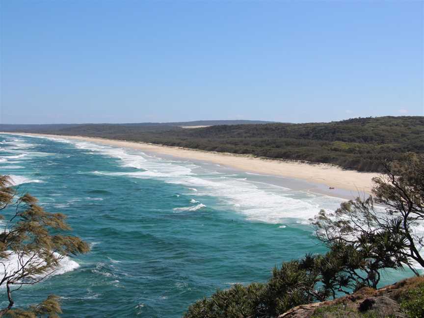 Viewof Main Beachfrom Point Lookout( North Stradbroke Island)