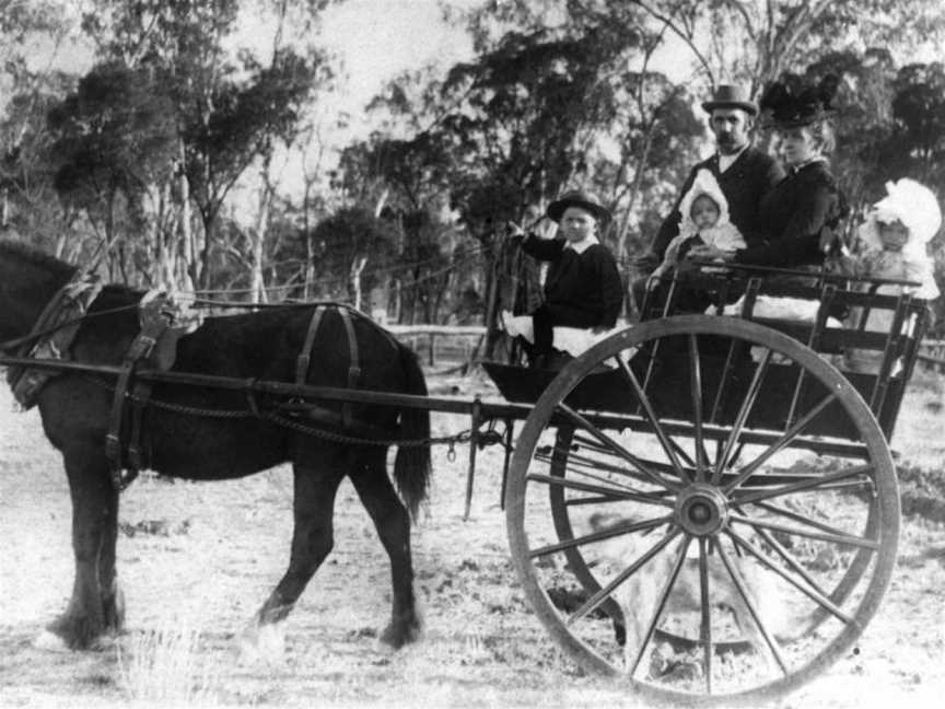 State Lib Qld2167595 Bates Familyat Pickanjinnie Creek Station C1898