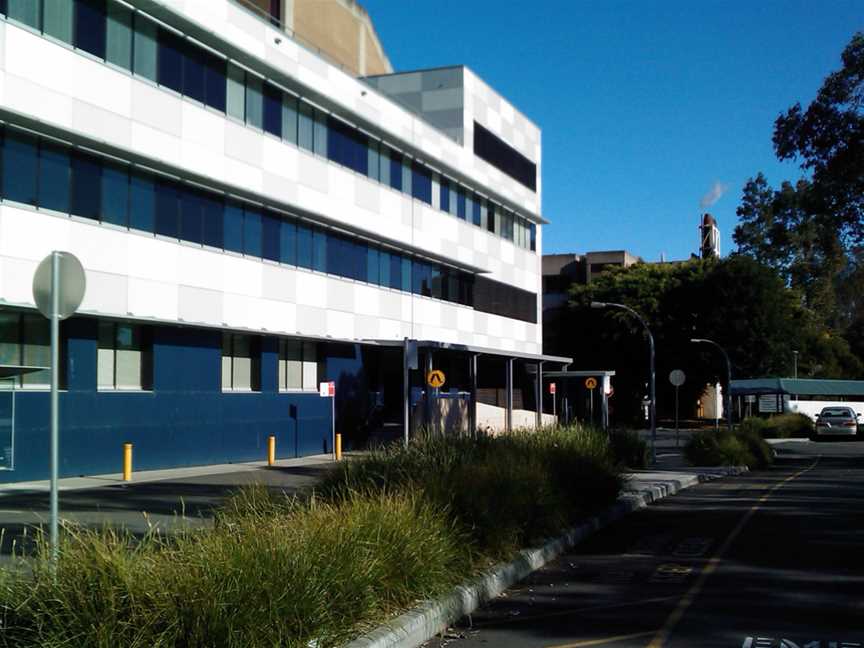 Westmead hospital E block.jpg