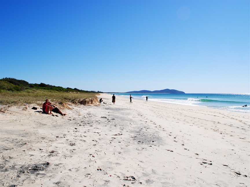 Seven Mile Beach( Forster) NS W201009111