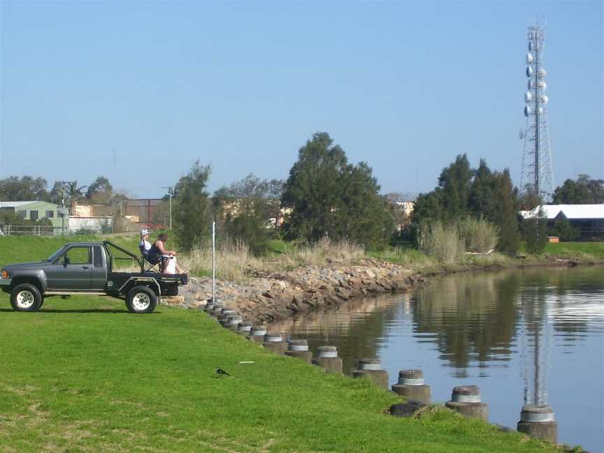 Fishingat Raymond Terrace