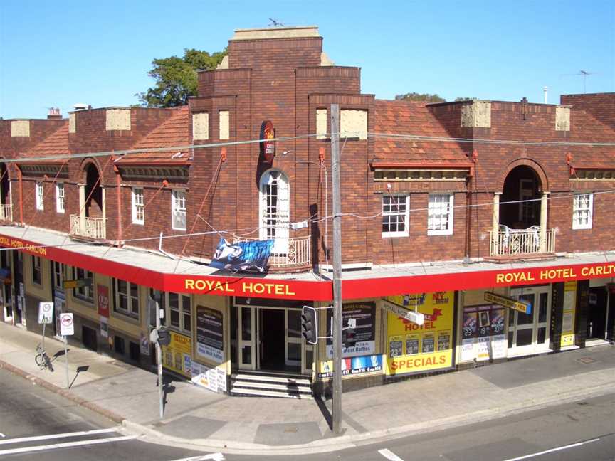 Carltonpub.jpg