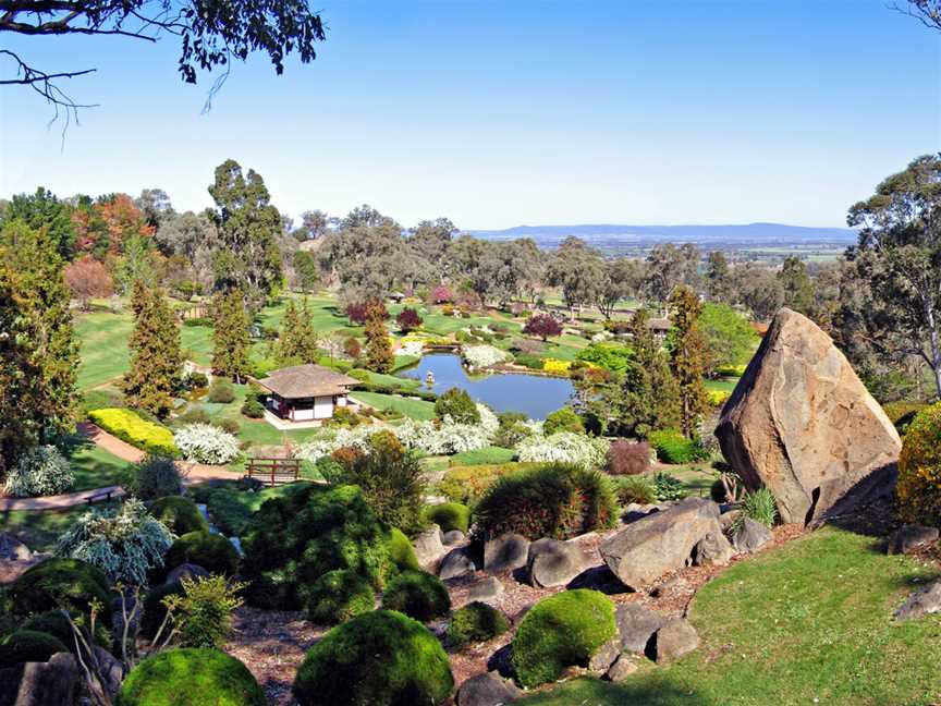 07.Japanese Garden Pano CCowra CN SW C22.09.2006