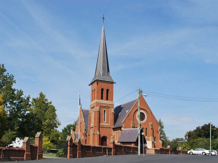 TumutAnglicanChurch.JPG