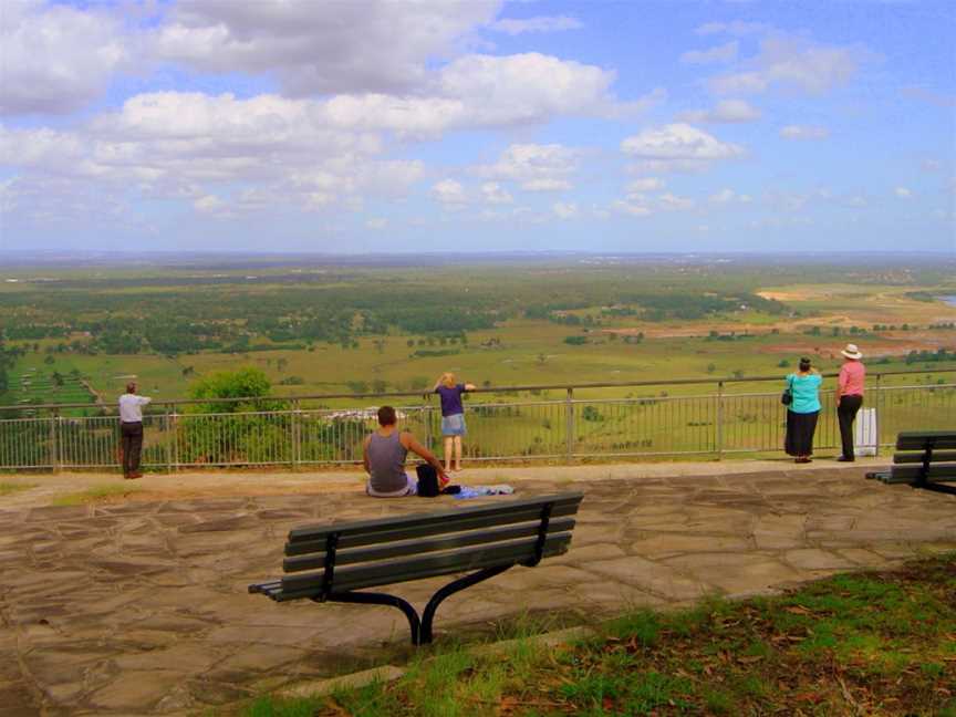 Hawkesburylookout.JPG