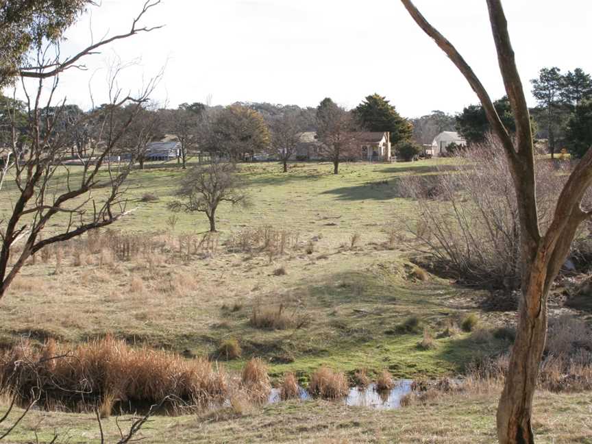 Oakhill, near Sutton, New South Wales.jpg