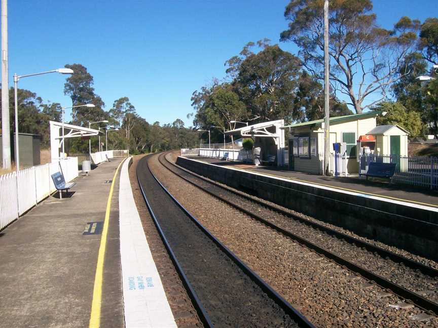 Yerrinbool Railway Station.JPG