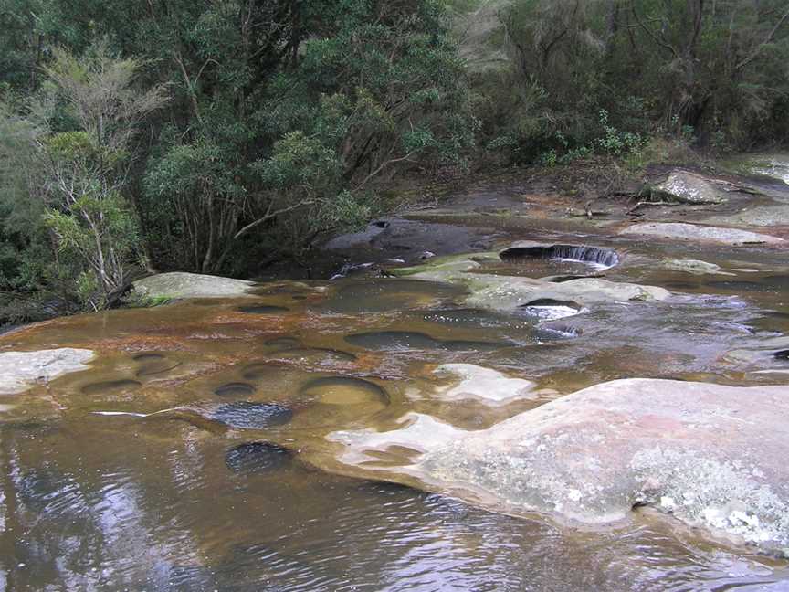 Somersby Falls Viewacrossupperfalls