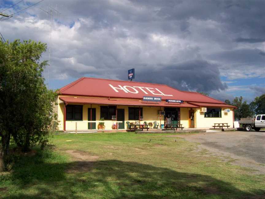 Farmers Hotel Vacy