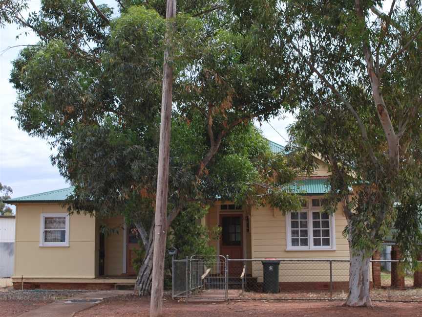 Bogan Gate Post Office