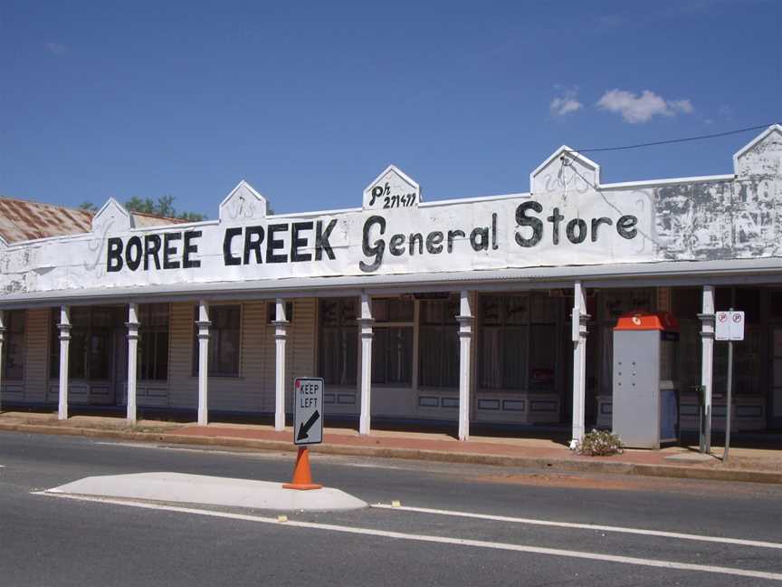 BoreeCreekGeneralStore.jpg