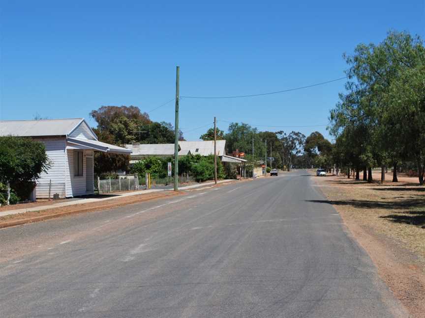 Tallimba Main Street.JPG