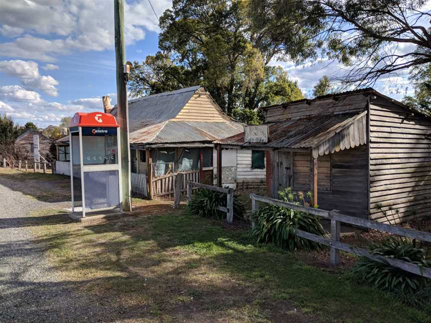 Old butcher shop and house in Nerriga.jpg