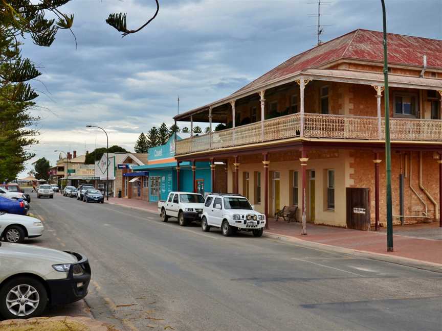 Main Street, Cowell, 2017 (02).jpg