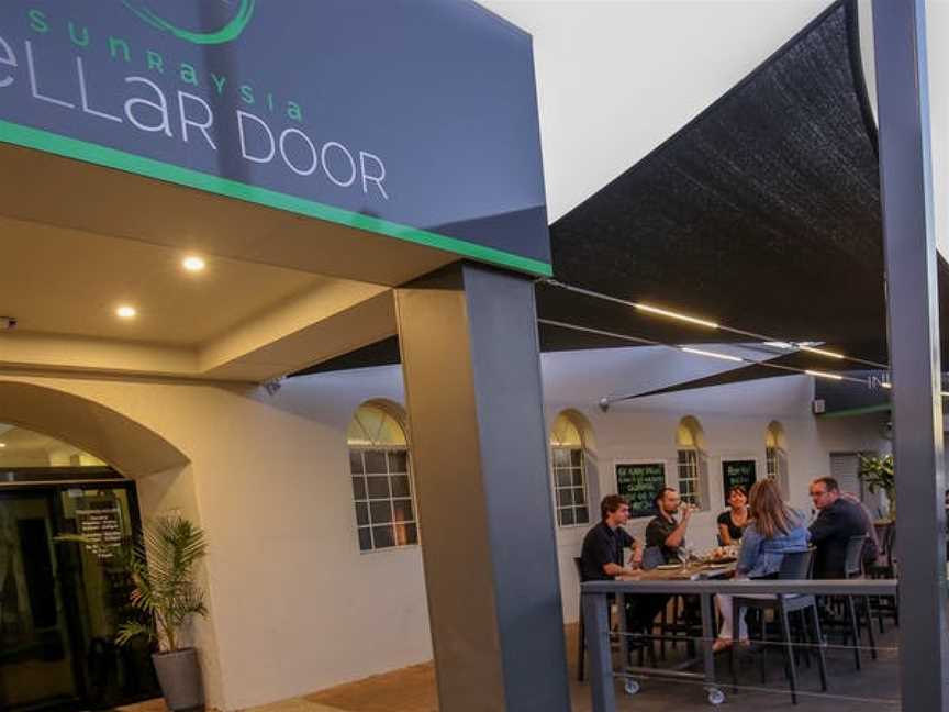 Sunraysia Cellar Door, Wineries in Mildura