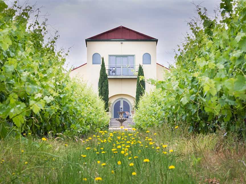 Tokar Estate, Wineries in Coldstream