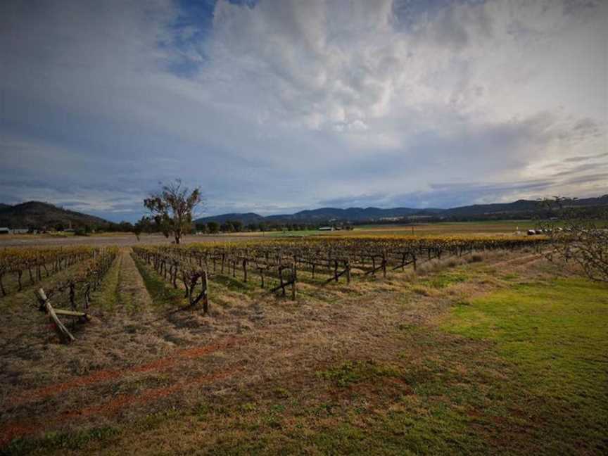 Warrina Wines, Wineries in Kootingal