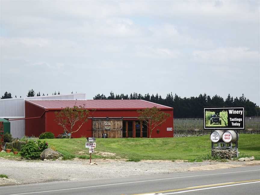 Straight 8 Estate, Wineries in Burnham